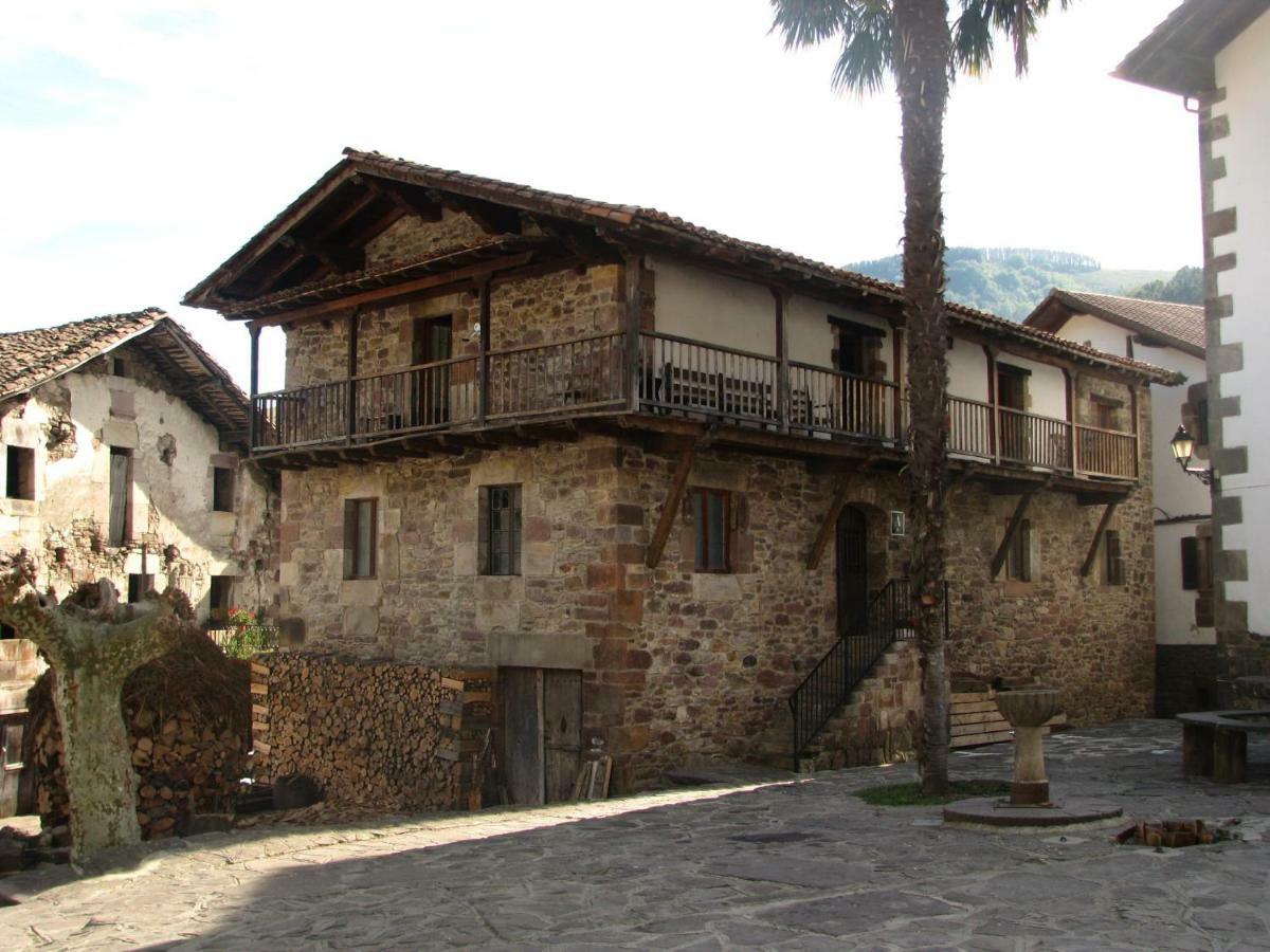 Albergue Olasenea Aterpea Zubieta Ngoại thất bức ảnh